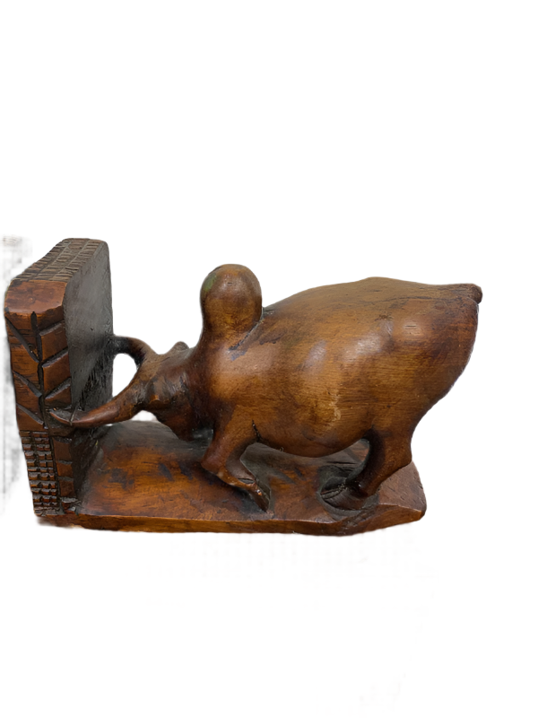 Vintage Hand-Carved Wooden Bull Bookends – Rustic Folk Art Pair