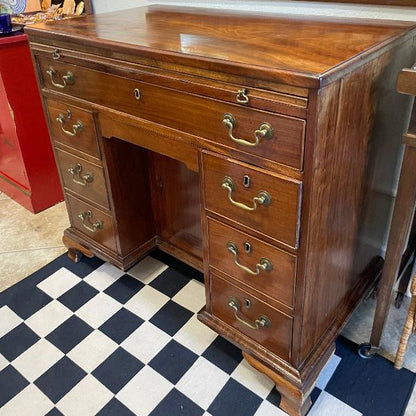 Antique George III Mahogany Kneehole Desk With Original Finish